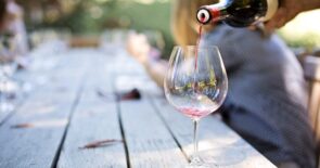 wine-1952051_1920
